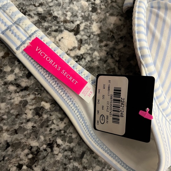 NWT Victoria’s Secret Nautical Triangle Push-Up Bikini Top - Picture 3 of 5